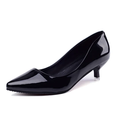 Новинка; Туфли телесного цвета с острым носком на высоком каблуке-шпильке 10 см; пикантные черные рабочие туфли из лакированной кожи с закрытым носком; женская обувь - Цвет: Black 4 cm