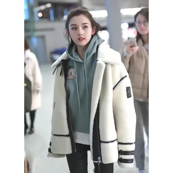 

Lambswool Faux Fur Coat 2020 Winter Thick Warm Furry Womens Coat Lapel Patchwork Pockets Zipper-up Cotton Padded White Fur Coat