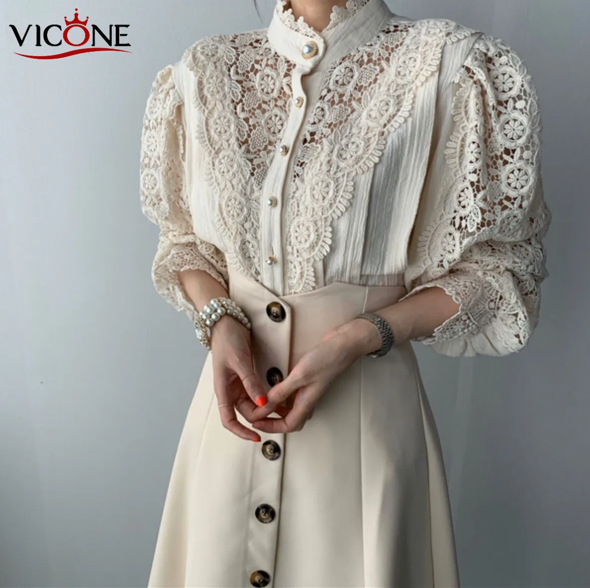 

VICONE 2020 New Chic Lace Casual Loose Shirt Female Blouse Shirt Women Women Blouses
