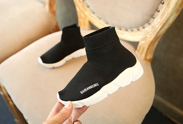 8162343729_840385025