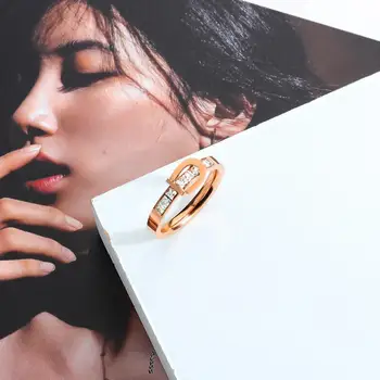 

Stainless steel rings for women 10pcs Packaged wholesale luxury rose gold fashion Rhinestone crystal rings offers of the day