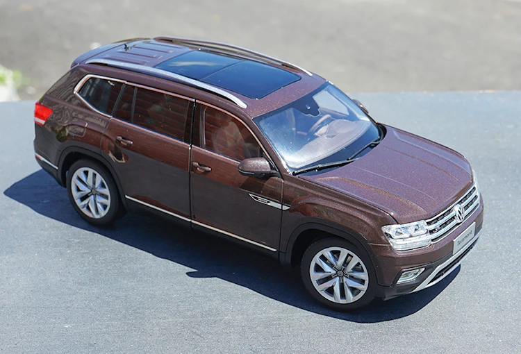 1/18 SAIC Volkswagen Teramont X оранжевый литой под давлением модель автомобиля SUV с небольшим подарком