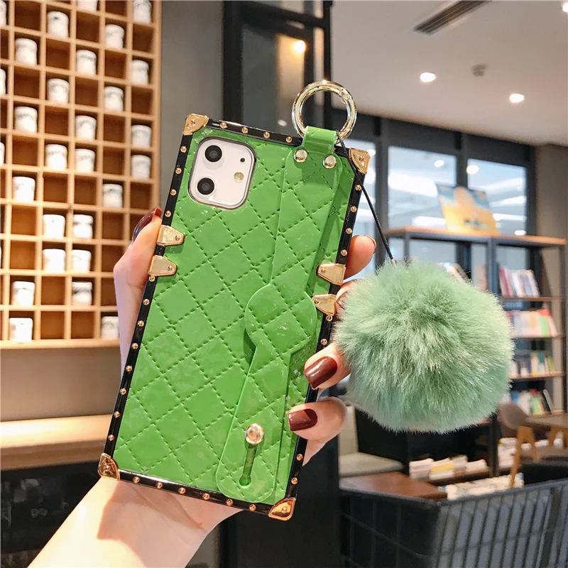 Роскошные чехлы для телефонов из искусственной кожи для iPhone 11 Pro Max 6 7 8 Plus X Xr Xs Max Модный Винтажный чехол с квадратной решеткой и меховым шариком - Цвет: Green With Ball