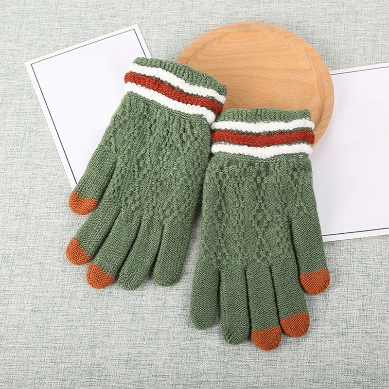 Women Men Warm Stretch Knitted Gloves Hot Winter Full Finger Touch Screen Mittens Wrist Striped Lovers Gloves Black Gray Pink