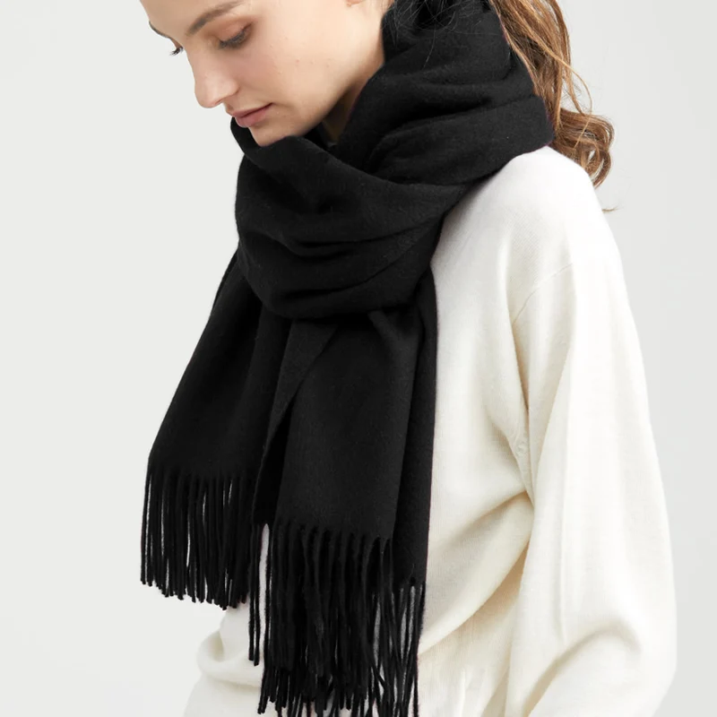 Kopen Solidlove 100% Wol Winter Sjaal Vrouwen Sjaals Volwassen Effen Luxe Herfst Fashion Designer Sjaal Poncho Sjaals voor Dames Wrap