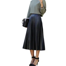 Высокая талия плиссированные Pu Искусственная кожа юбка Для женщин осень-зима элегантный средней длины юбки для женщин, цвета: черный, зеленый и кожаная юбка