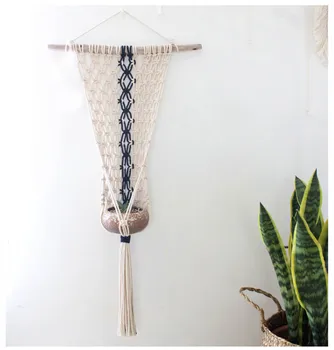 macrame wall hanging plant