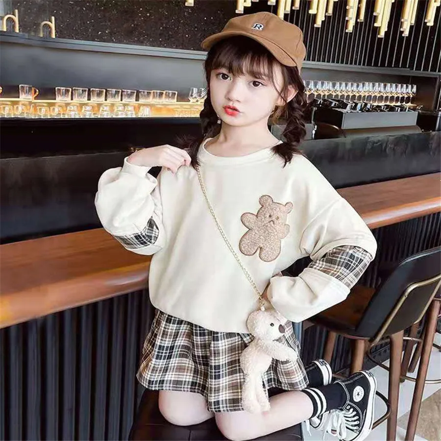 

Новинка Осень-зима 2021 теплые комплекты Модный трикотажный свитер с круглым вырезом в стиле пэчворк модный костюм с топом и юбкой для девушек