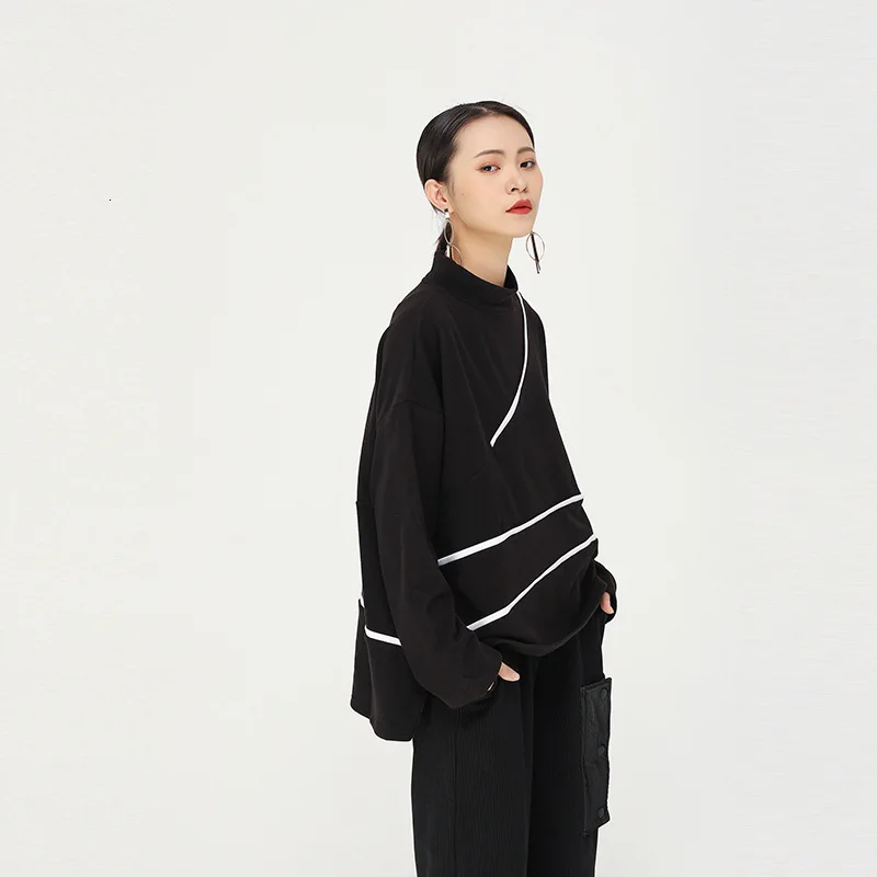 [EAM] Loose Fit Split Joint With Fleece Sweatshirt New Round Neck Long Sleeve Women Big Size Fashion Autumn Winter 1K085