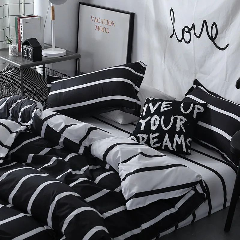 Warm Duvet Three-piece Duvet, Pillowcase, Simple Life, Full Size Home Decoration