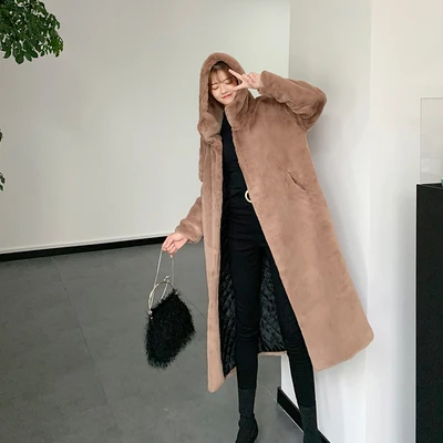 camel Новое осенне-зимнее меховое пальто женская одежда Высокое качество имитация меха норки с капюшоном размера плюс Утепленные длинные женские пальто - Цвет: camel