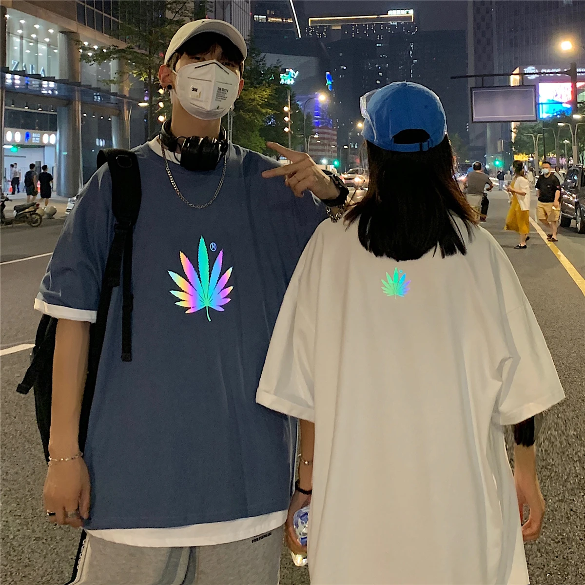 

Colorful Maple Leaf Reflective Graphic T Shirts for Men Summer Tops Men Loose Clothes Teens Oversized Streetwear Tee Shirt Homme