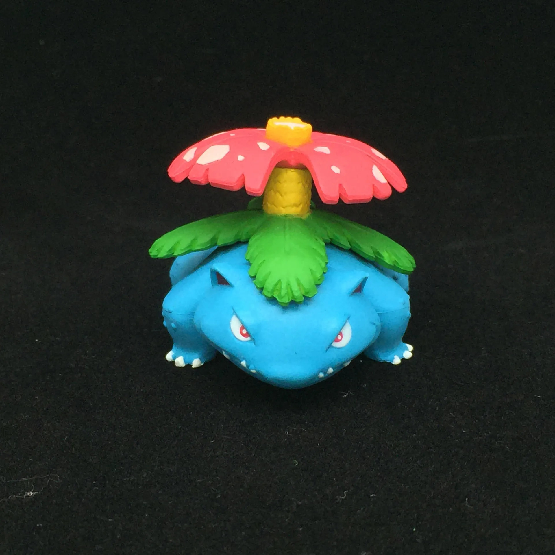 Takara Tomy Покемон 4 см Charizard Blastoise Venusaur Mewtwo Средний MC украшения аниме фигурка куклы игрушка