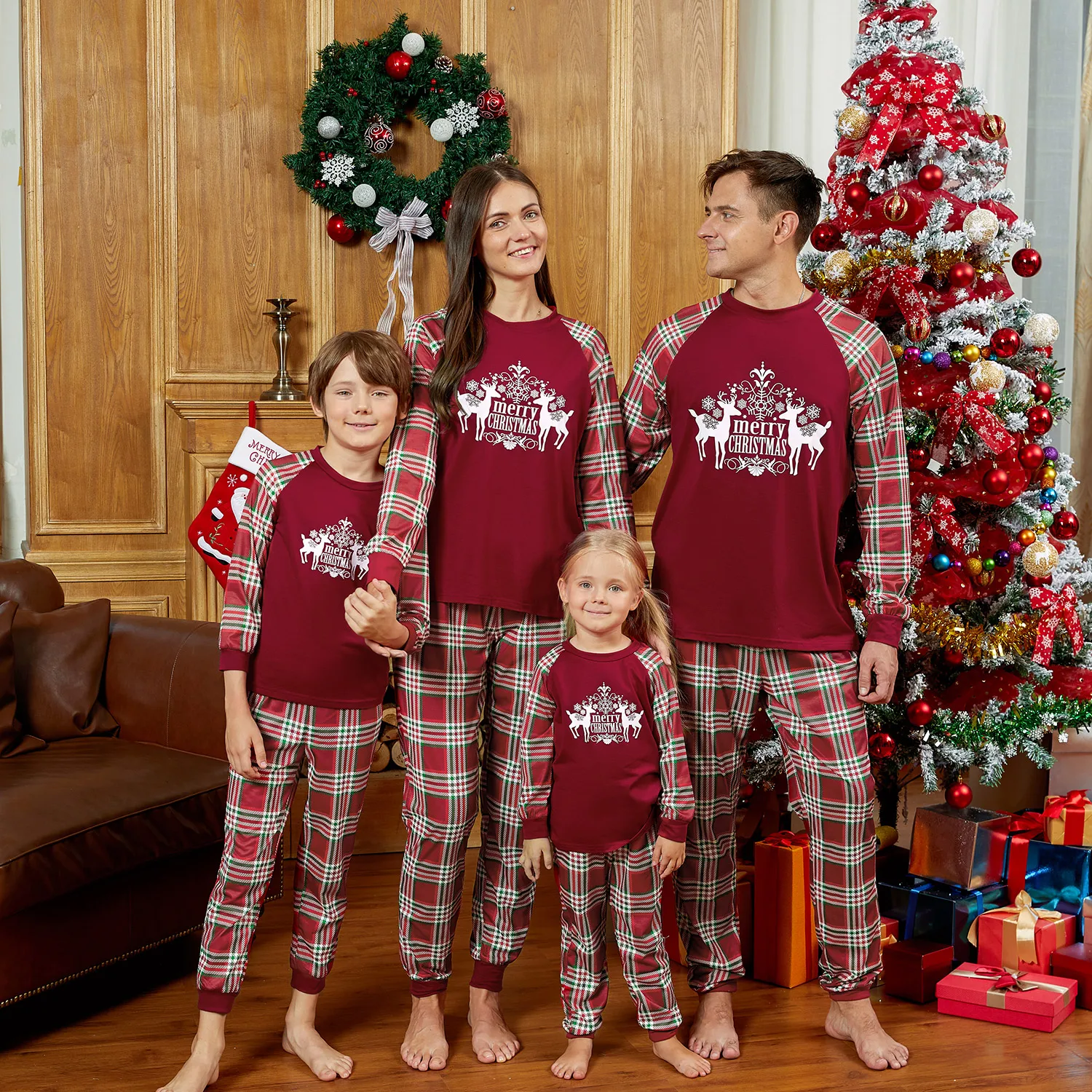 Mosaic Family Matching Reindeer Plaid Pajamas Set | Unilovers