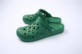 

Unisex Clogs Non-slip Breathable Protective Safety Shoes Hospital Operating Room Slippers Doctor Shoes Nursing Shoes Men Women