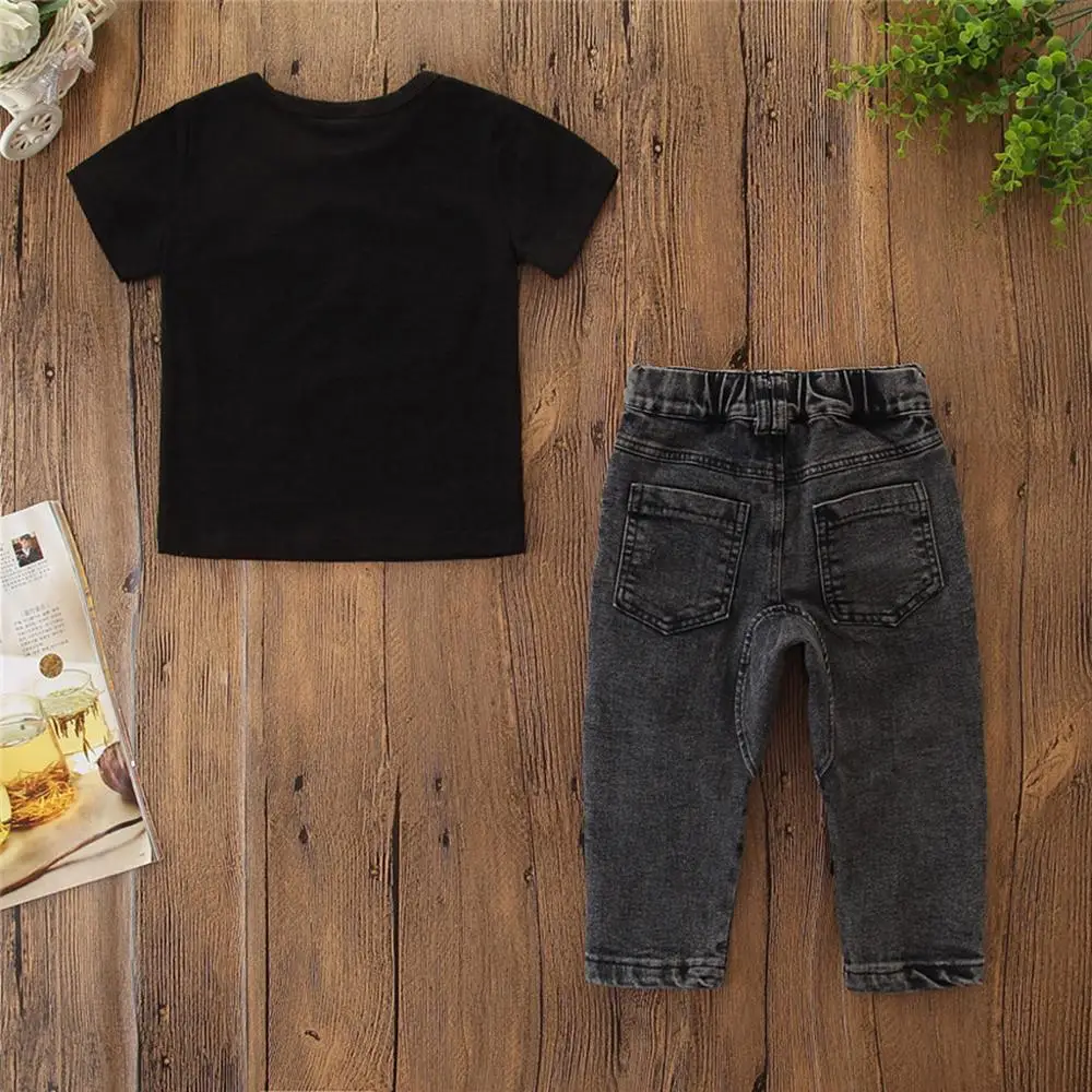 Футболка с короткими рукавами для маленьких мальчиков с надписью «Mamas» комплект одежды для маленьких мальчиков футболка с буквенным принтом+ джинсы комплект из джинсовых штанов