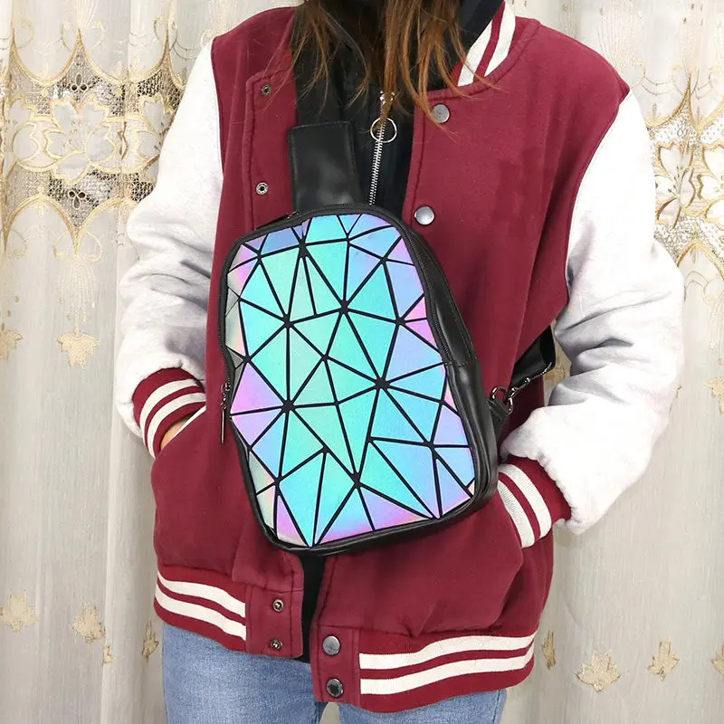 X134 Dazzle color changing diamond-shaped student street cross-body bag |