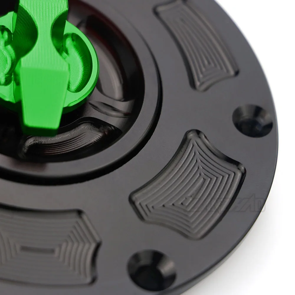 NINJA FUEL TANK COVER (70)
