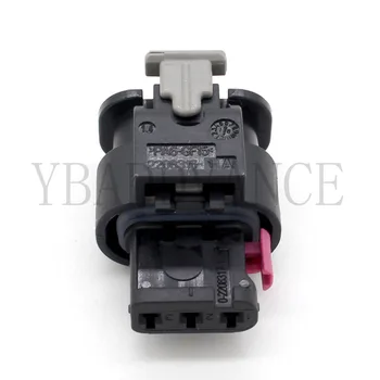

3 Way Female Connector 1.2 mm with CPA, Cod. B, Variant I 4F0 973 703 1-1718644-1 4F0973703