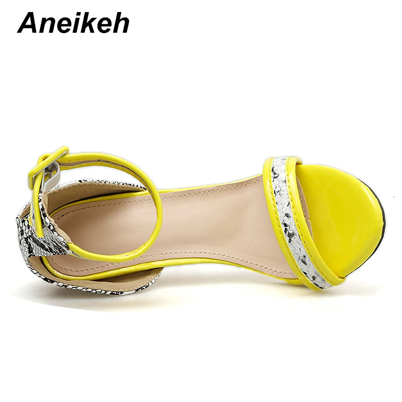 Aneikeh/ змеиная кожа; женская обувь Босоножки на высоком каблуке с открытым носком Для летних вечеринок Туфли под платье с перекрестными ремешками; сандалии с пряжкой на лодыжке женские туфли-лодочки