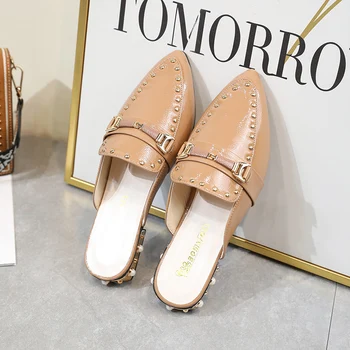 

Fashion Rivets Mule Shoes Women Flat Slip On Half Slippers Ladies leather Slides Female Metal Summer work dress Shoes