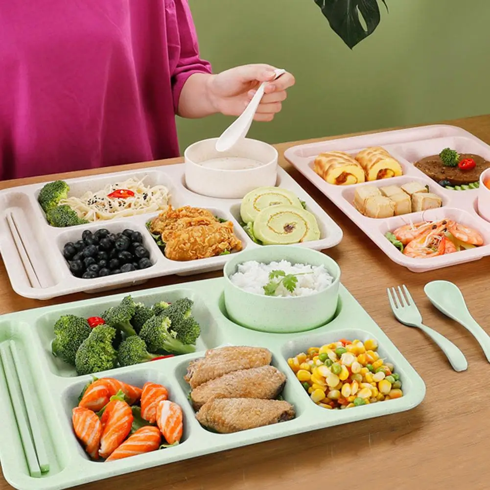 Durable Plastic Trays Divided Dinner Plate Lunch Container Food