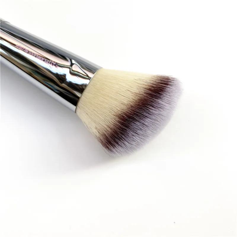 bdbeaute 227 flawless blush brush- Angled Fluffy powder creamy blush and highlighter brush