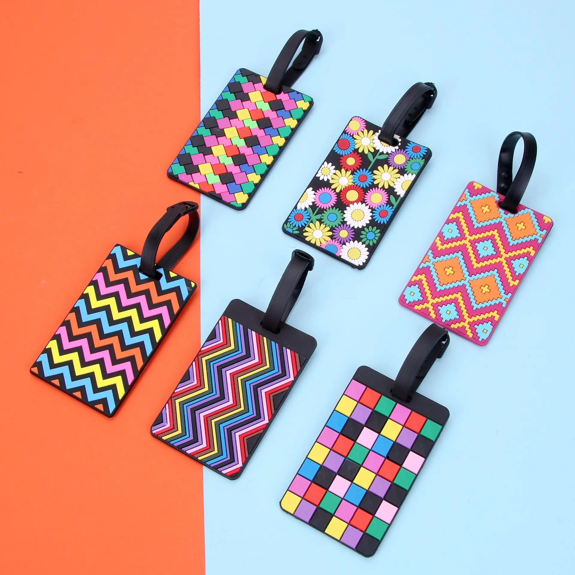 Lower MOQ Custom Logo Available Personalized Luggage Tag Maker Wholesale Cheap Bulk Travel Airplane Soft Pvc Luggage Tag