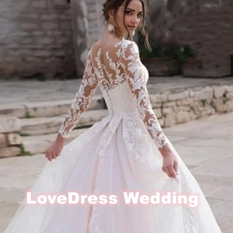 Customized Luxury Pink Long Sleeve Wedding Dress Ball Gown Lace Appliques O-Neck Button Royal Train Bride Gowns Vestido Princess 4