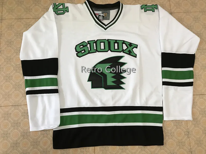 

North Dakota Fighting Sioux University Retro throwback Hockey Jersey Embroidery Stitched Customize any number and name