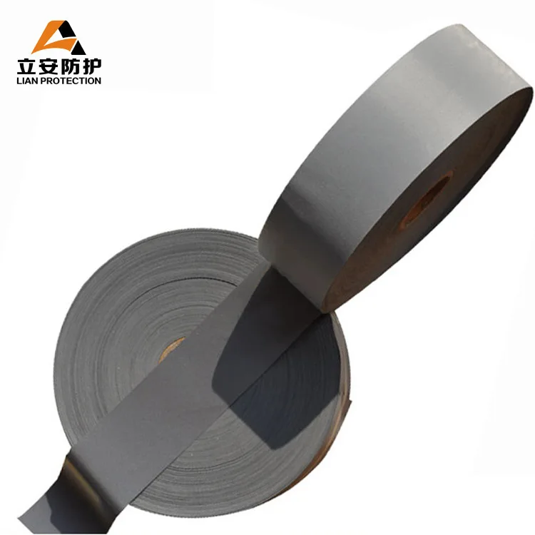 

Highlight Chemical Fiber Reflective Fabric 5cm Night Reflective Tape Garment Accessories-Cutting Reflective Materials