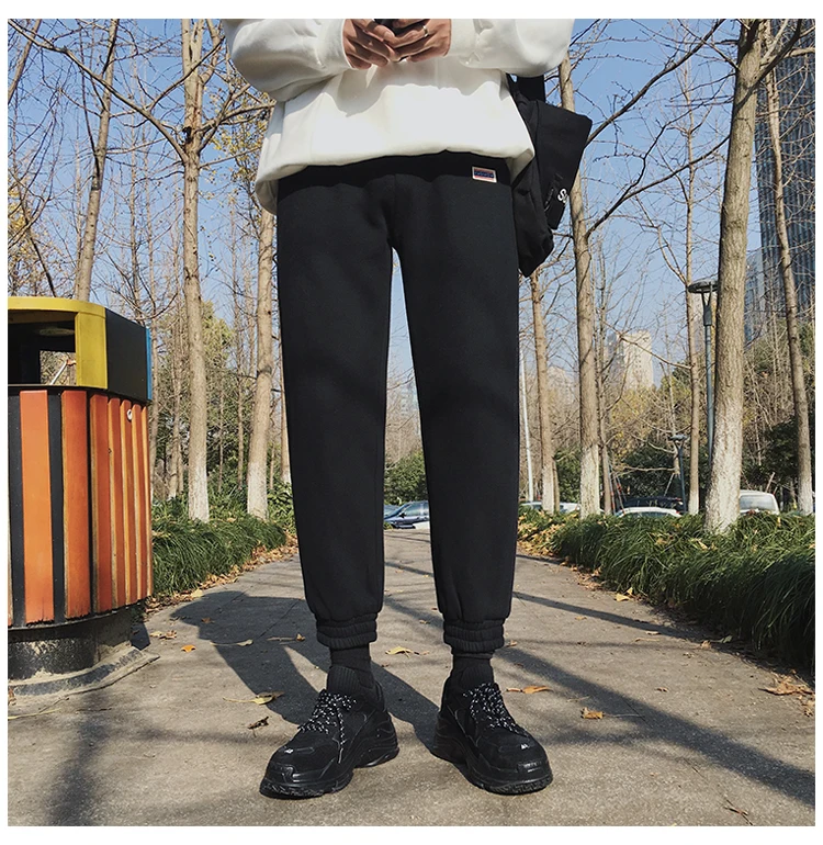 New Spring And Autumn Plus Velvet Solid Color Casual Pants Loose Pants Men's Sweatpants Black / Brown M-2XL