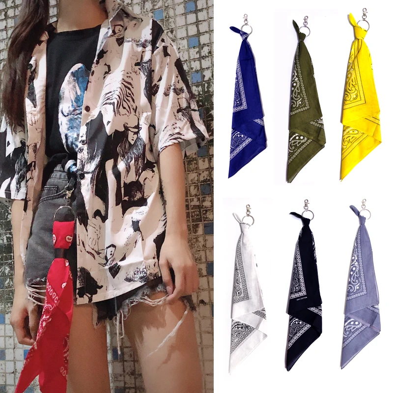 【BAON】[unisex] Deuhenni Keyring Banding Bermuda Pants WAYRUNZ Denim Bermuda Shorts Women Mid Waisted Folded Hem