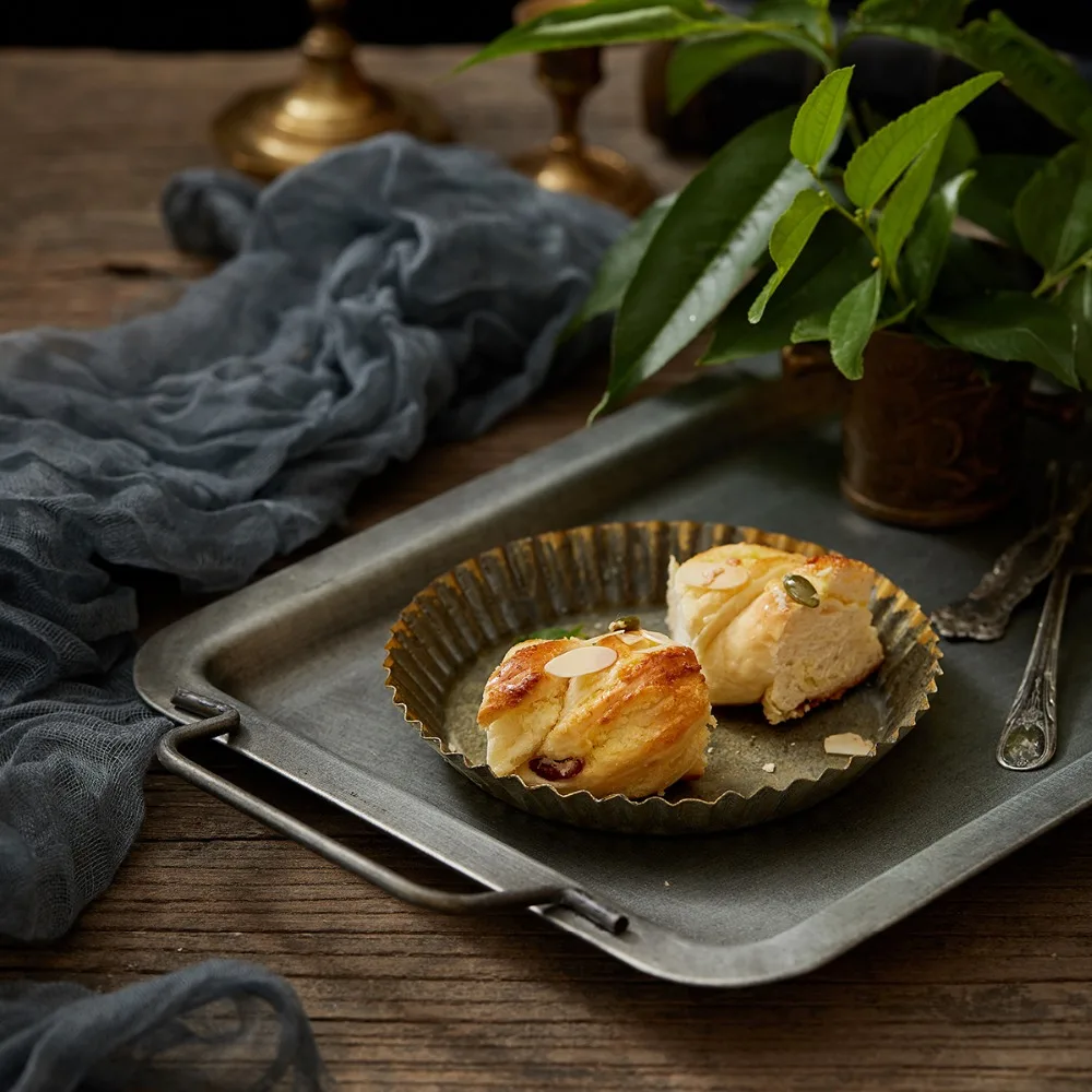 Vintage-Metal-Tray-Antique-Wrought-Iron-Set-Vase-Decoration-Retro-Tray-Bread-Plate-for-Home-Kitchen (2)