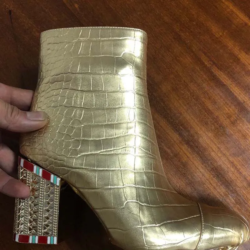 Gold Ankle Boots Новинка года; золотистые сапоги до колена; женские сапоги на высоком каблуке с острым носком, стразы смешанного цвета, Украшенные бусинами; женская обувь для подиума; женские ботильоны - Цвет: Gold Ankle Boots