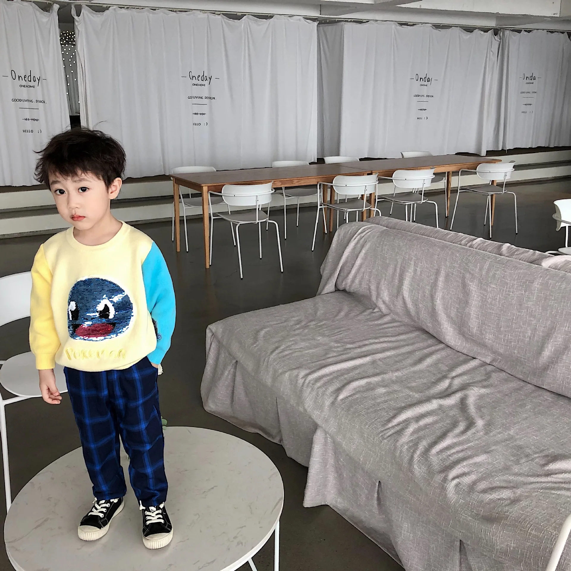 Tonytaobaby/новая осенне-зимняя одежда для мальчиков и девочек, детская одежда свитера с рисунком лица свитера для девочек