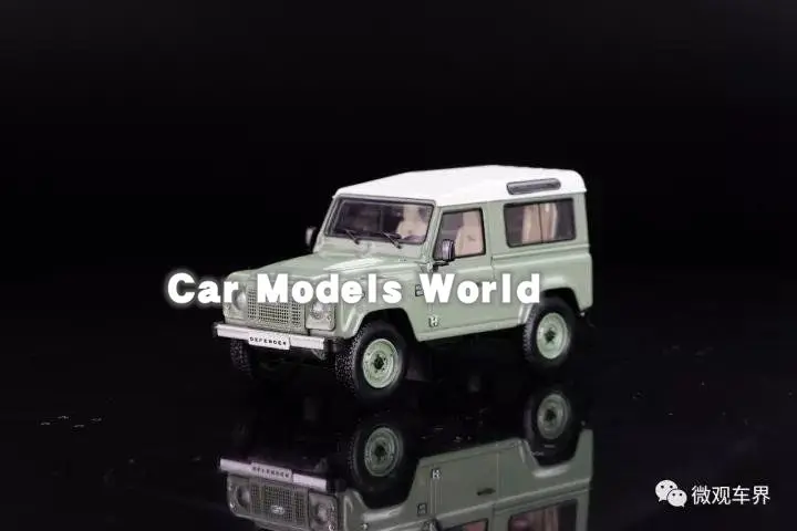 Литая модель автомобиля почти Настоящая Defender 90 Heritage Edition 2015 1:43 (зеленая) +
