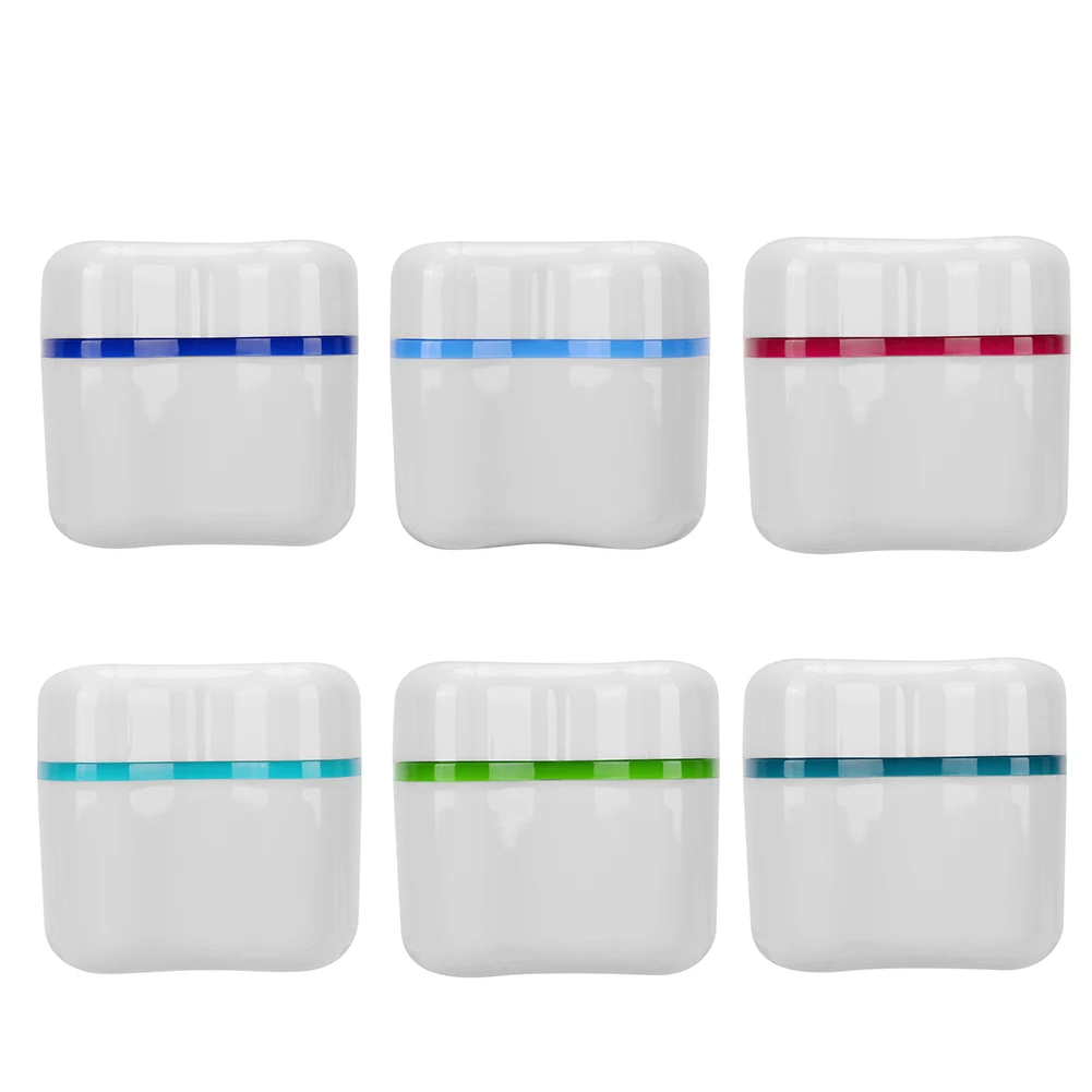 Custodia Innovativa Per Protesi Dentarie: Il Contenitore Ideale Per La Pulizia E Il Trasporto Dei Denti Falsi In Viaggio - Foto 9