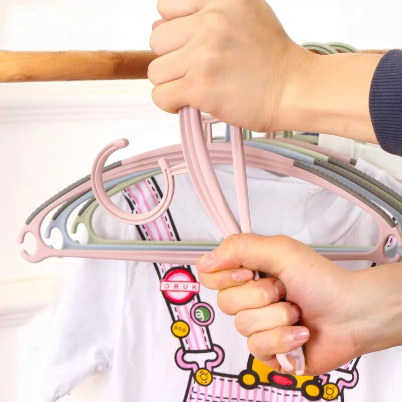 Baby Clothes Racks Portable Clothes Hanger Children Coat Plastic Hangers Hook Household Kids Hangers for Clothing Organizer