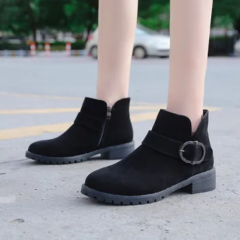 

2019 autumn new fashion British wind Martin boots women's thick-soled fashion retro booties increased locomotive boots tide