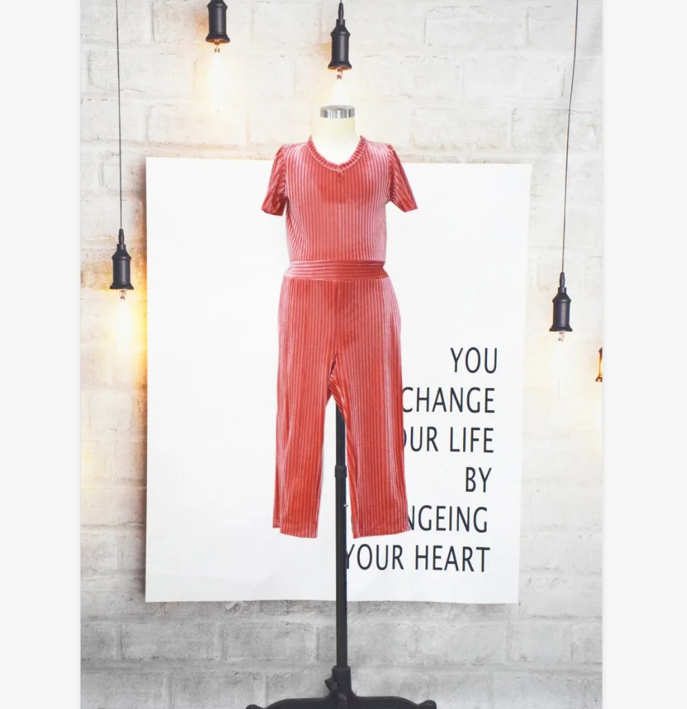 11557110287_966410601