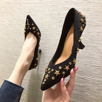

New Fashion Shallow Rivet Metal Decoration Pointed Toe Shoes Woman Casual Spring Autumn Pumps