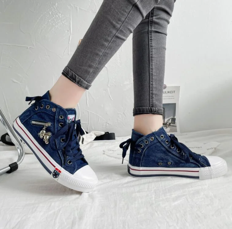 Women New Denim Flat-heel Round Toe Lace-up Skull Metal Decoration High-top Comfortable Fashion Classic Platform Casual Sneakers 