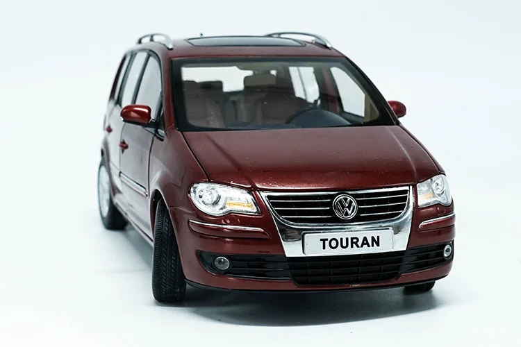 1:18 VW TOURAN MPV литье под давлением Модель автомобиля игрушки Металлическая Модель автомобиля оригинальная коробка