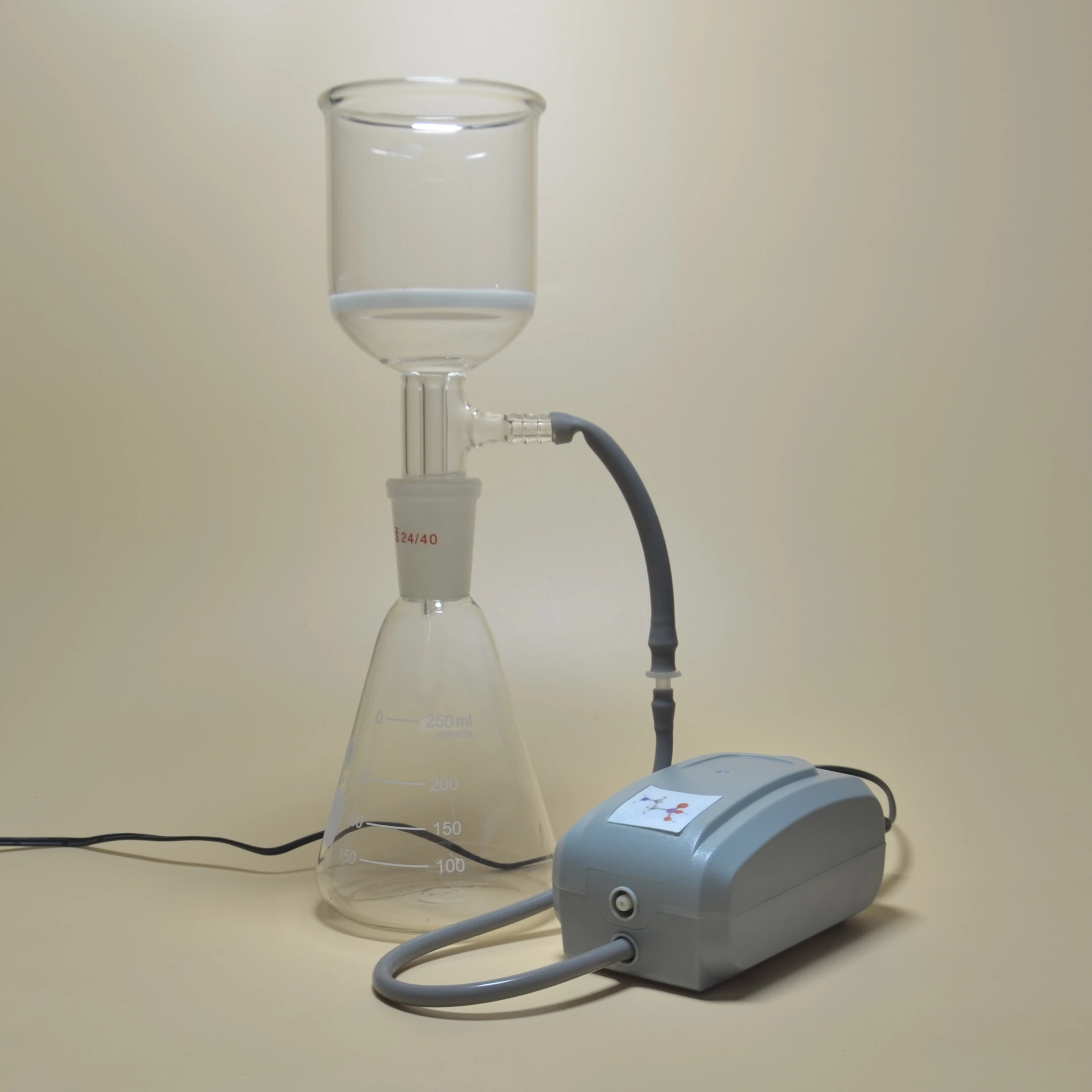Laboratory filter glassware kit with the Pump