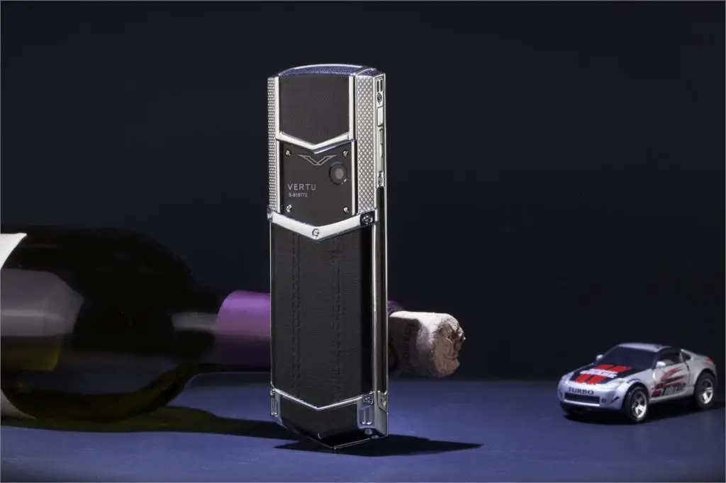Бесплатный подарок, кожаные сумки V9 Meatl Body, роскошный барный телефон, две sim-карты, Bluetooth, набор номера, для старшего мобильного телефона, Невидимая клавиатура