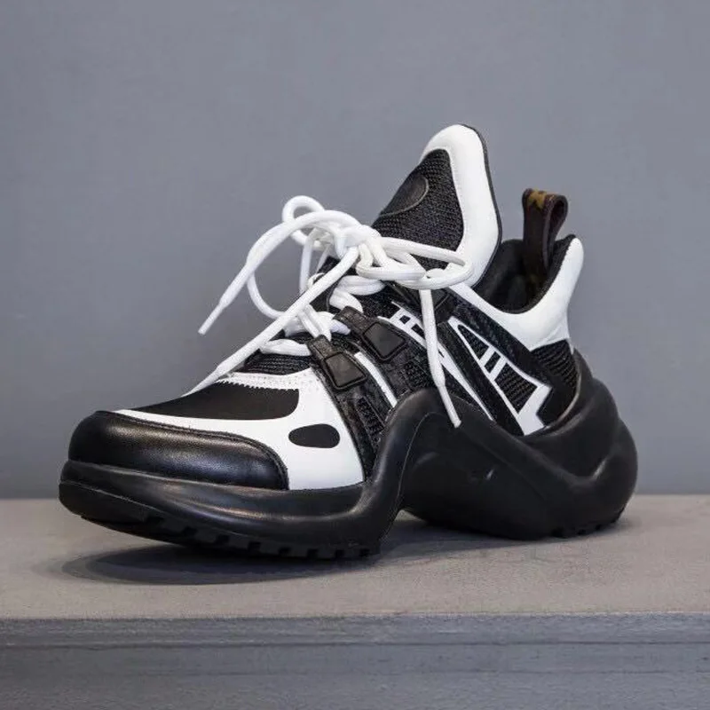 Новые женские кроссовки брендовая Роскошная модная повседневная обувь кожаная