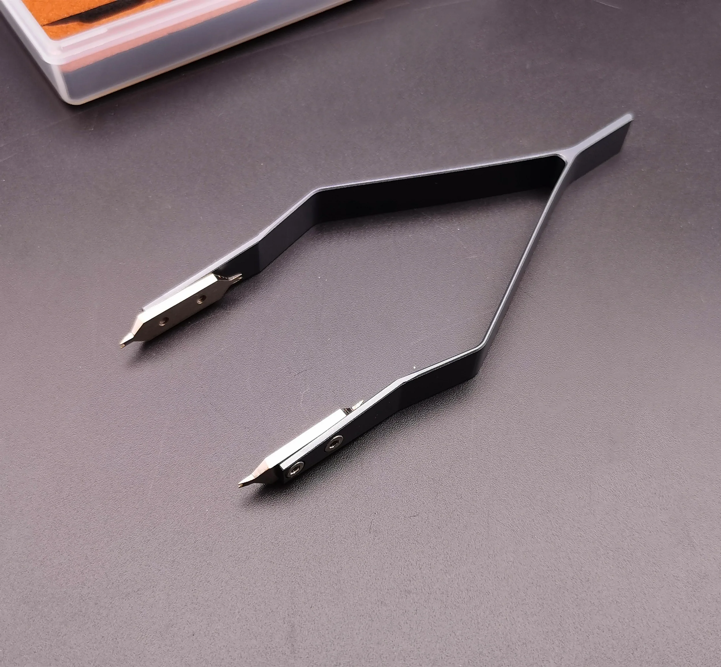 Free Shipping Stainless Steel 7825 V Type Watch Spring Bar Tweezers for