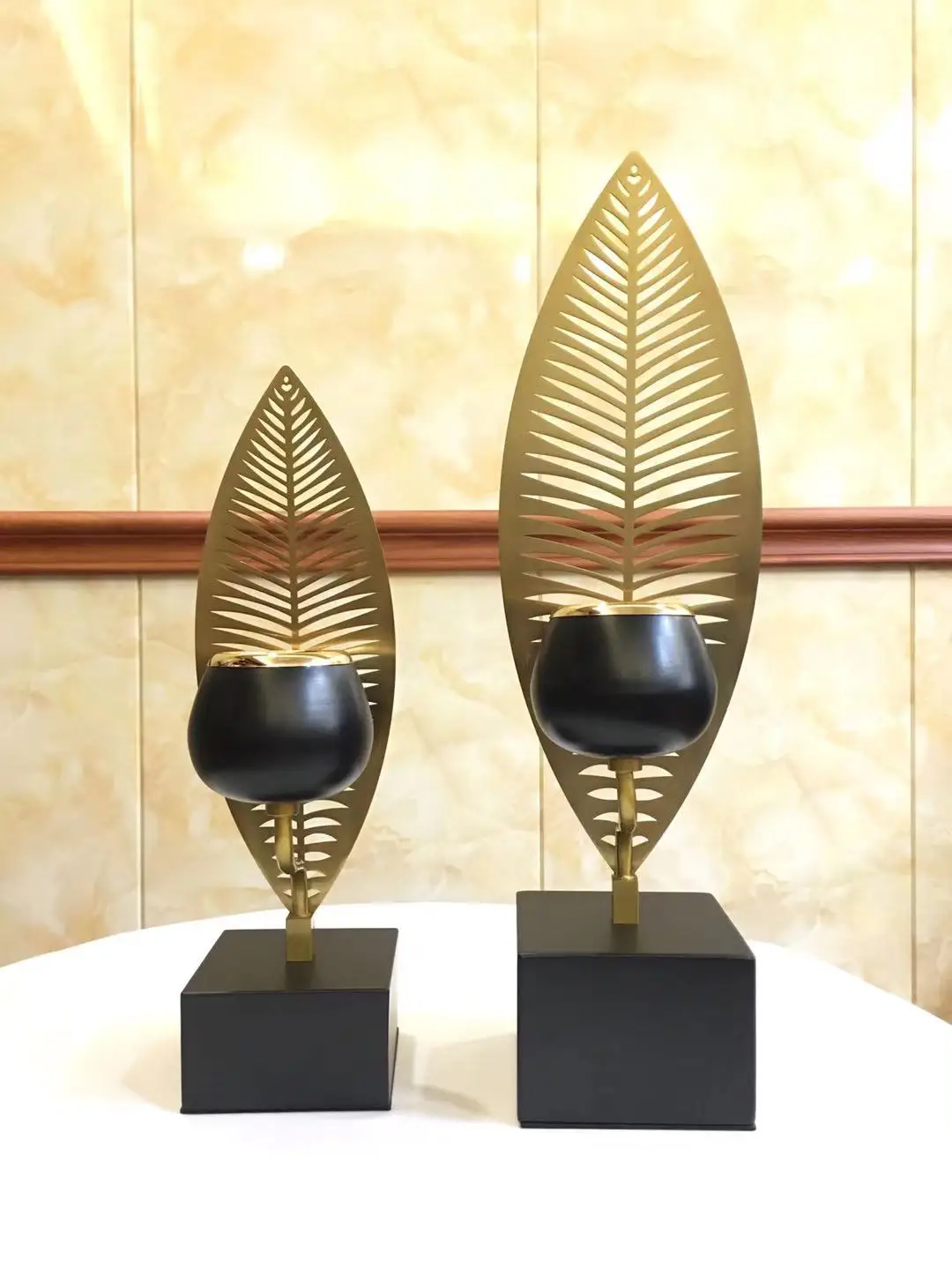 Retro Leaf Iron Candle Holder Leafe Design Table Centerpiece 6 Retro Leaf Iron Candle Holder Leafe Design Table Centerpiece 6