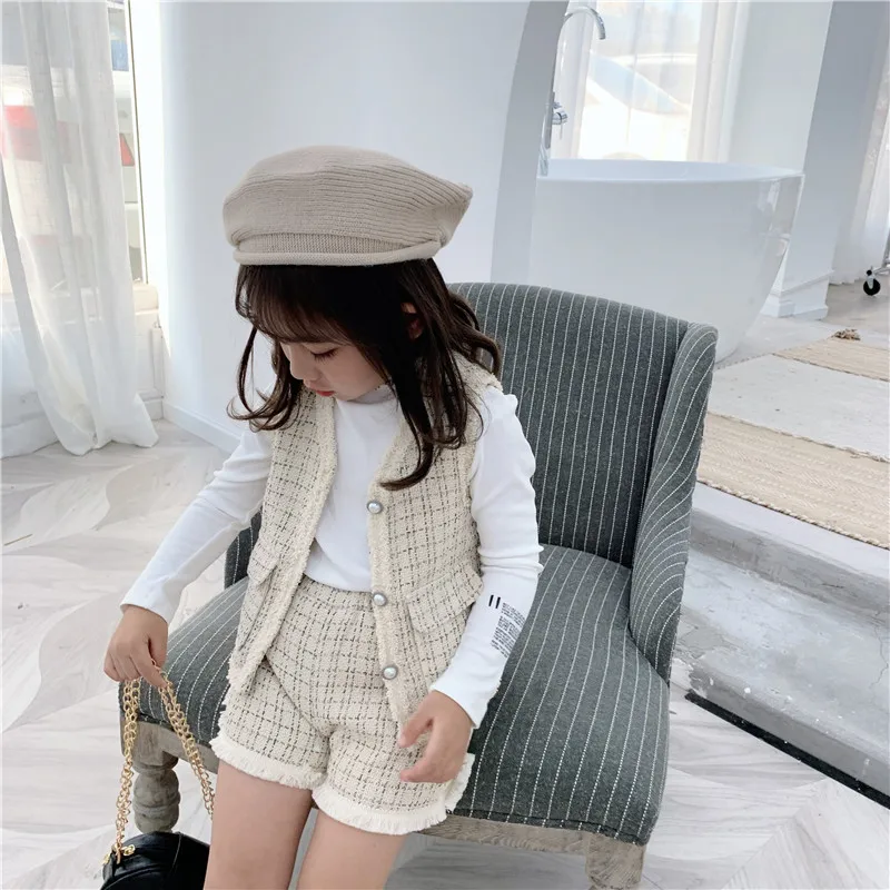 

Sleeveless Baby Vest with Shorts Baby Suit Sets Two Pcs Girl Clothing Simple Fashion Baby Single Breasted Princess Clothing